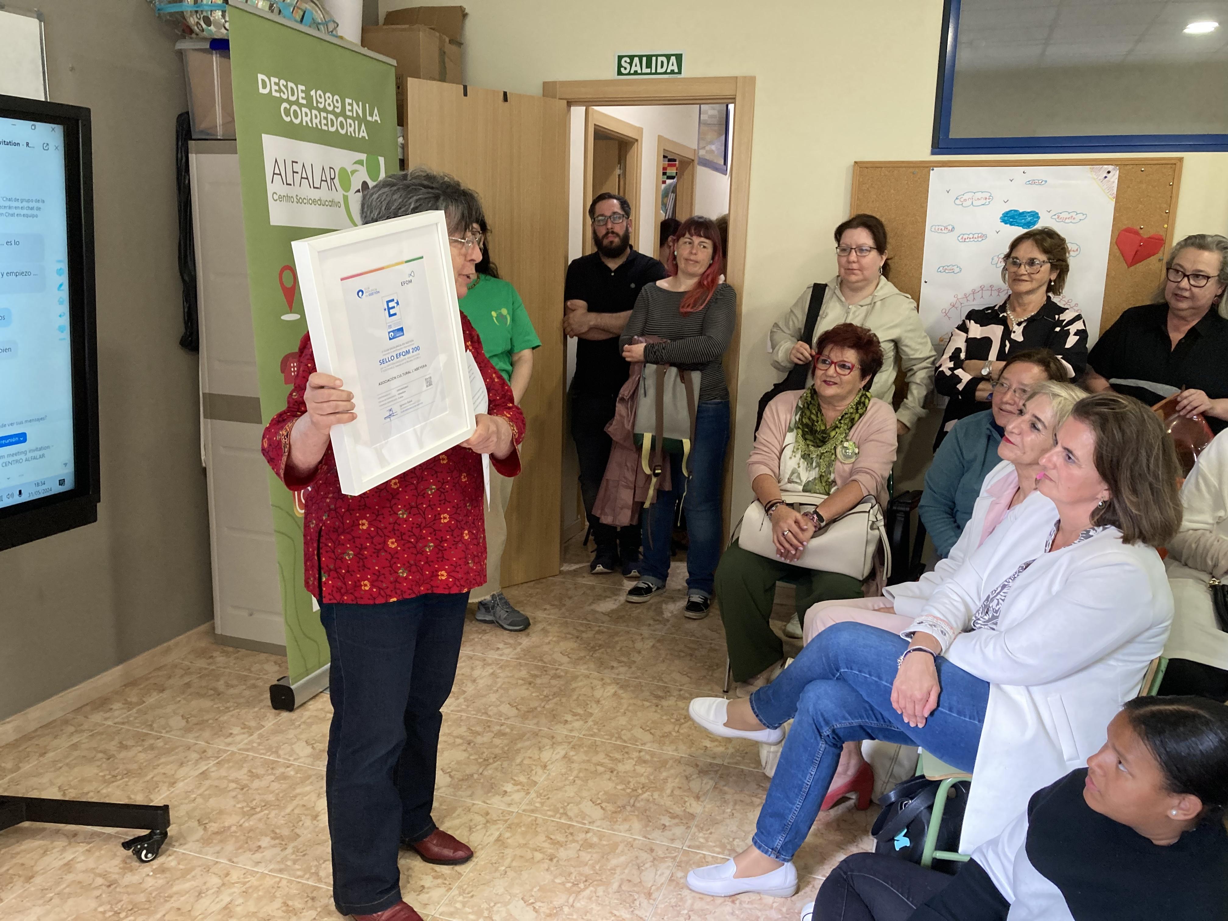 María Amor Álvarez, Secretaria de la Junta Directiva de la Asociación Cultural L'Abeyera