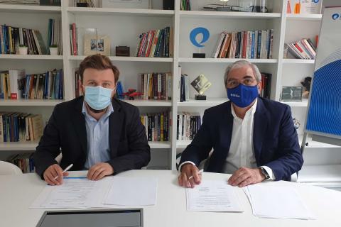 firma acuerdo opinno