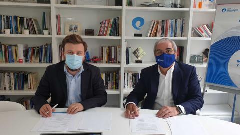 firma acuerdo opinno