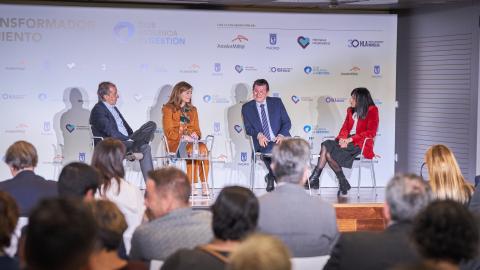 5. Premios 24 Mesa debate