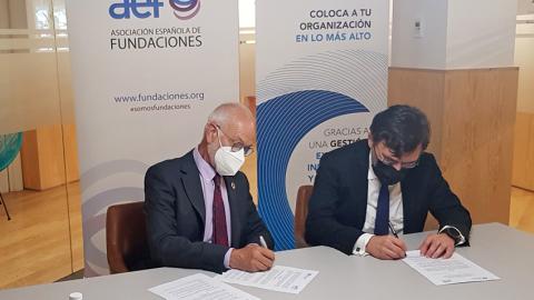 firma acuerdo de colaboración con la AEF
