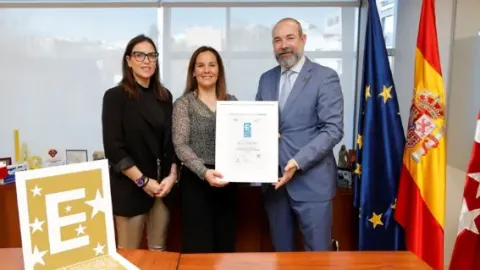 El Colegio Profesional de Fisioterapeutas de la Comunidad de Madrid recibe el Sello EFQM 400